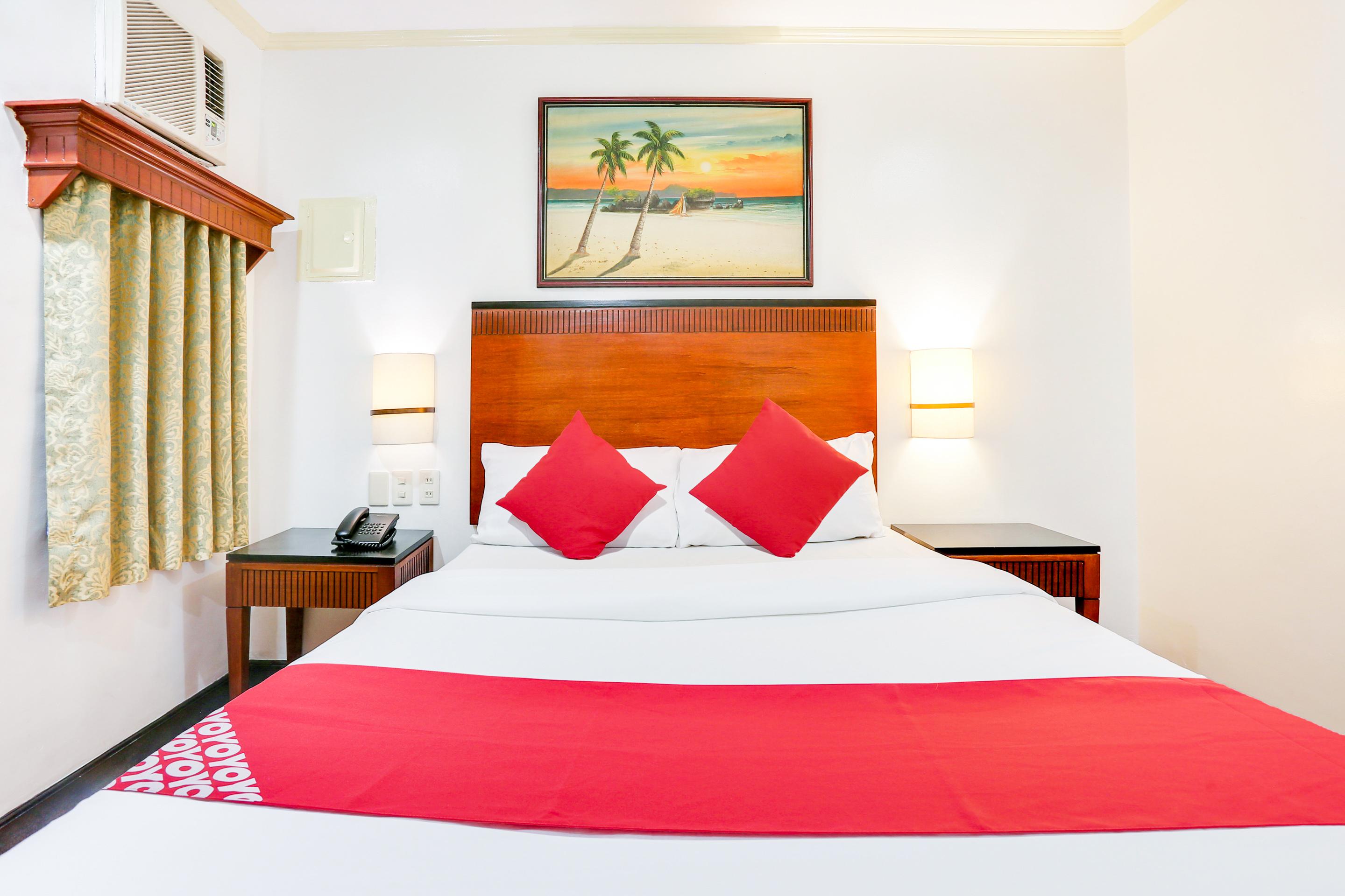 Royale Parc Inn & Suites Quezon City Zewnętrze zdjęcie