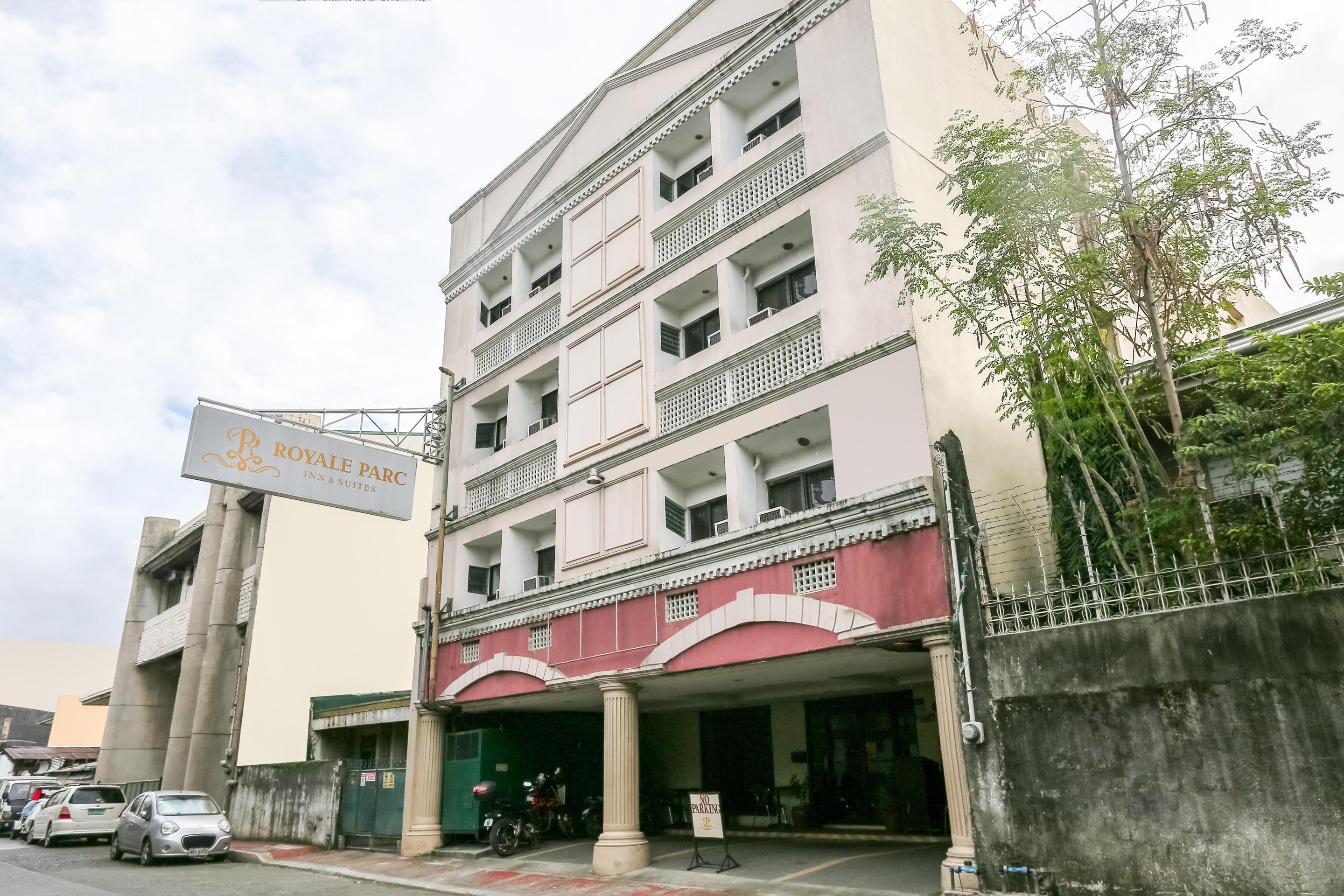Royale Parc Inn & Suites Quezon City Zewnętrze zdjęcie