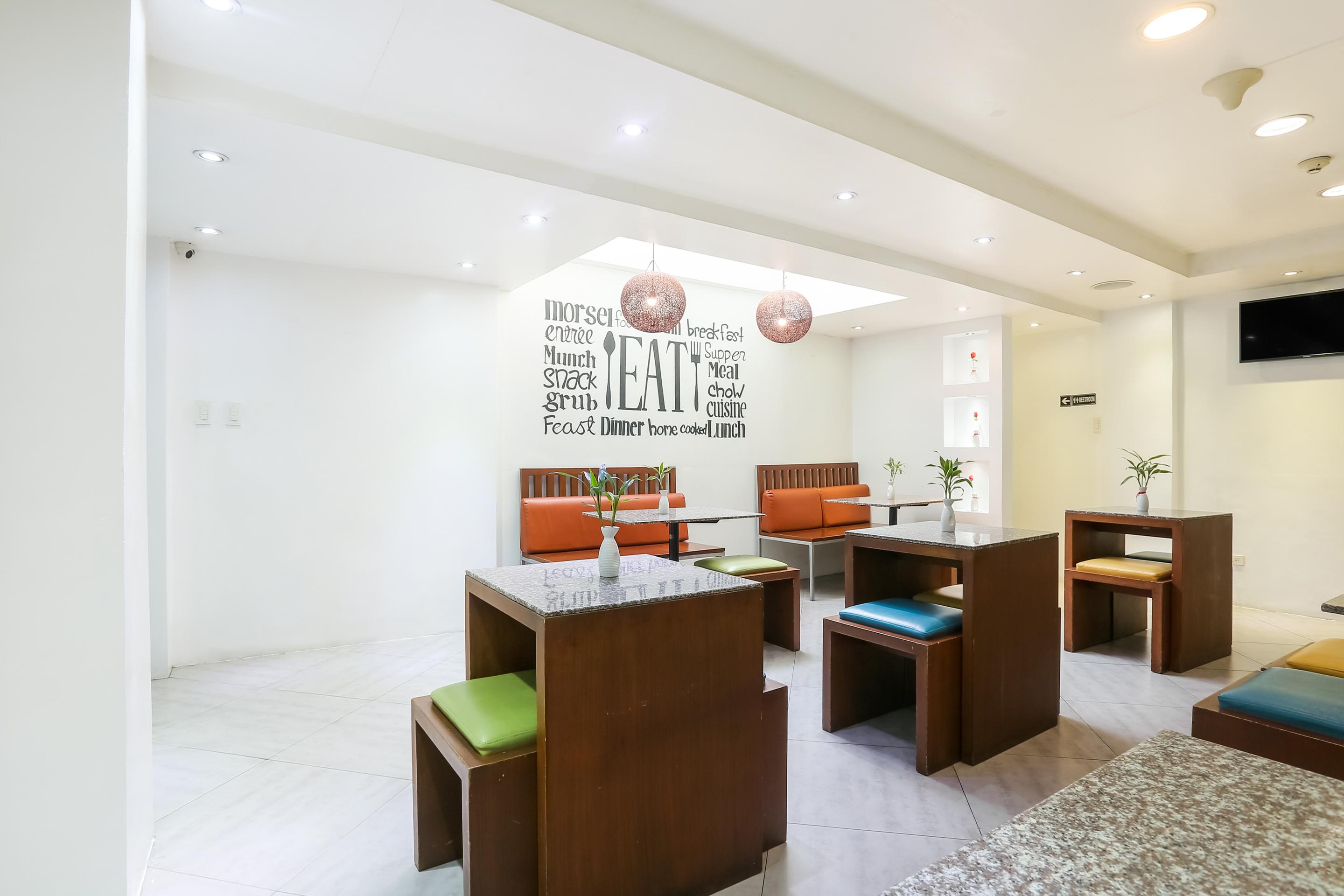 Royale Parc Inn & Suites Quezon City Zewnętrze zdjęcie