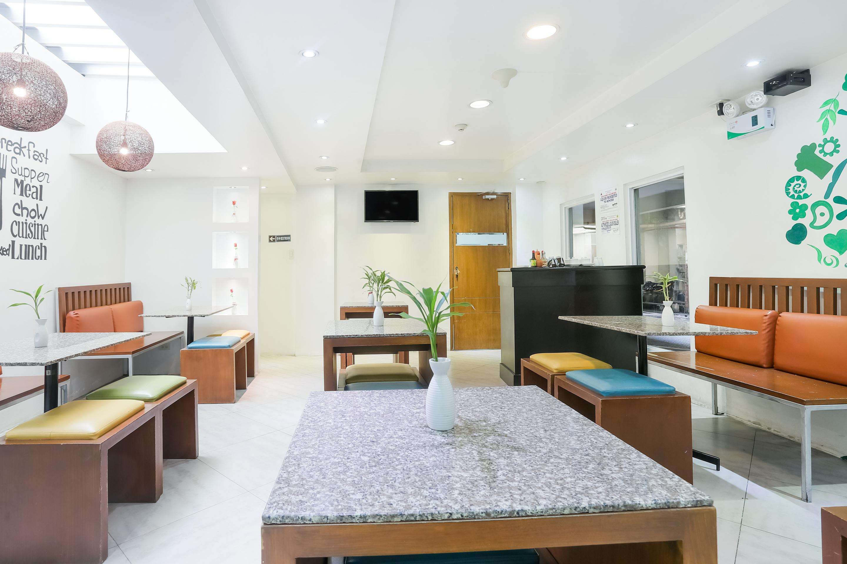 Royale Parc Inn & Suites Quezon City Zewnętrze zdjęcie
