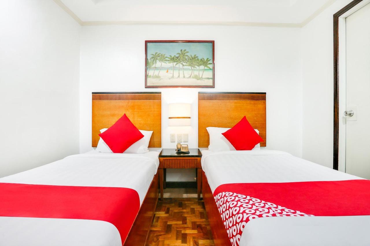 Royale Parc Inn & Suites Quezon City Zewnętrze zdjęcie